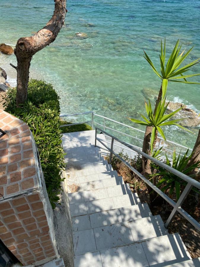 Appartement Beautiful House In Front Of The Sea